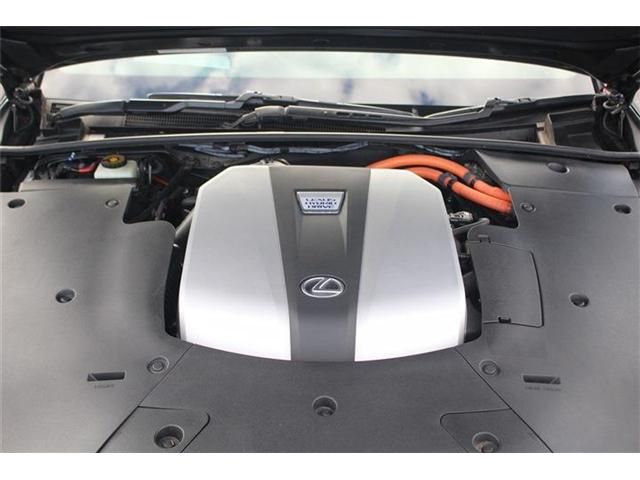 TOYOTA LEXUS LS500h 4WD 2018