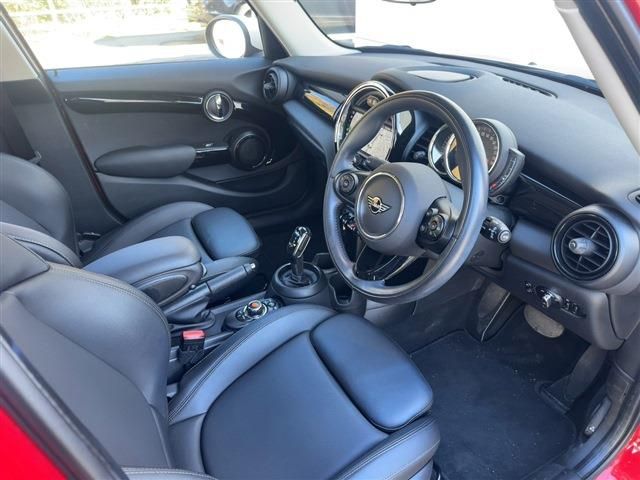 BMW MINI COOPER 5DOOR 2021