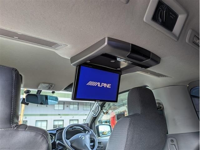 NISSAN NV350 CARAVAN 1.2t 2014