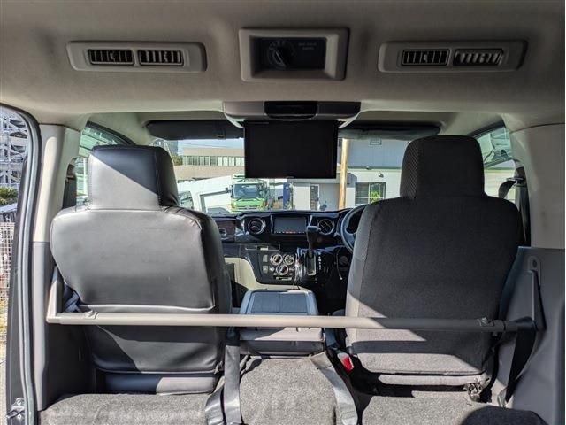 NISSAN NV350 CARAVAN 1.2t 2014