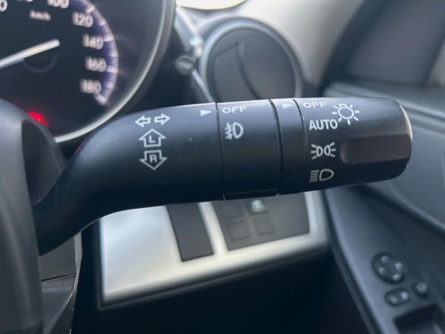 MAZDA AXELA SPORTS 2012