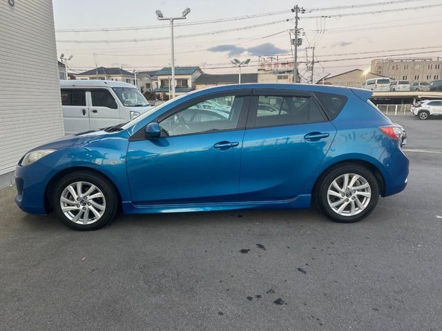 MAZDA AXELA SPORTS 2012