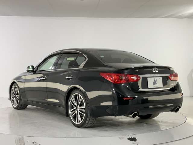 NISSAN SKYLINE HYBRID 2017