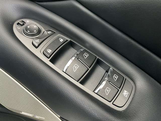 NISSAN SKYLINE HYBRID 2017