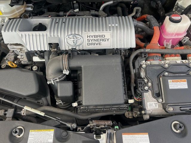 TOYOTA PRIUS Alpha 2016