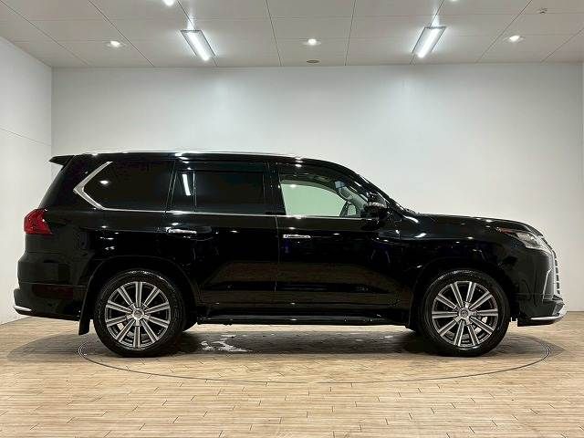 TOYOTA LEXUS LX570 AWD 2017