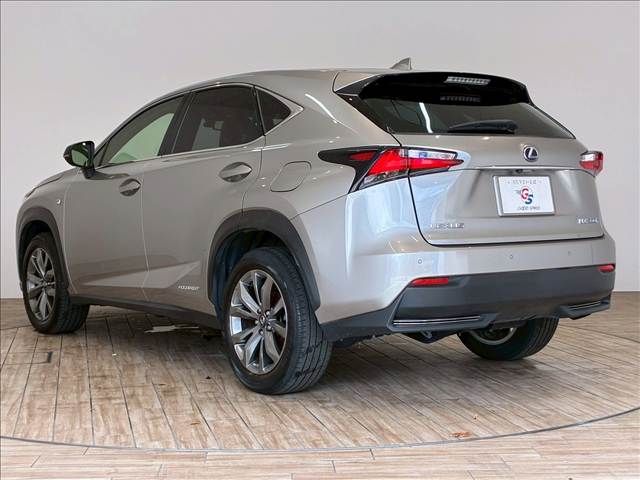 TOYOTA LEXUS NX300h 2016