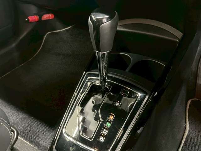 TOYOTA COROLLA FIELDER HYBRID 2018