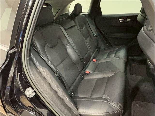 VOLVO VOLVO XC60 2022