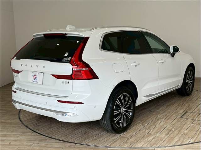 VOLVO VOLVO XC60 2022