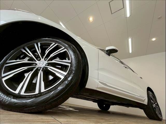 VOLVO VOLVO XC60 2022