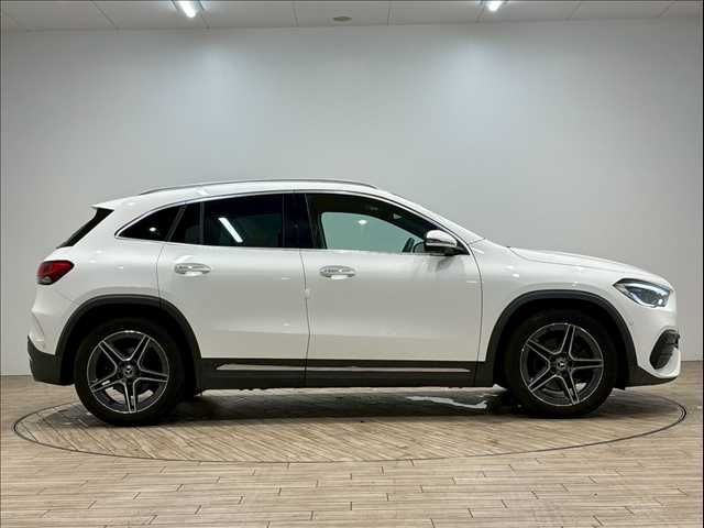 MERCEDES BENZ MERCEDES BENZ GLA class 2020