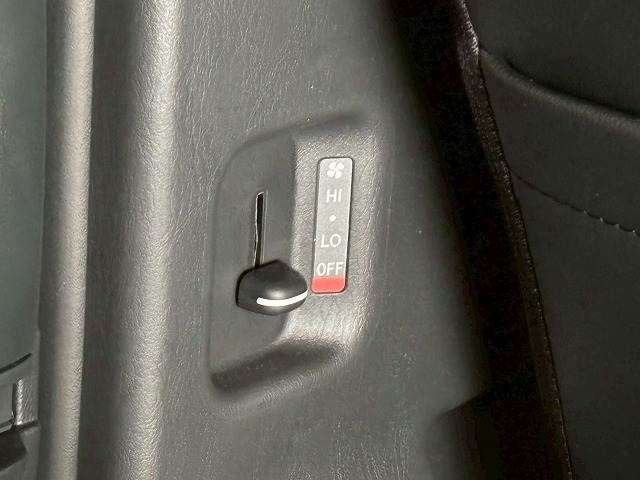 TOYOTA HIACE van 2WD 2025