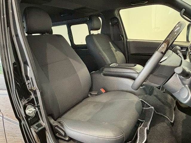 TOYOTA HIACE van 2WD 2025