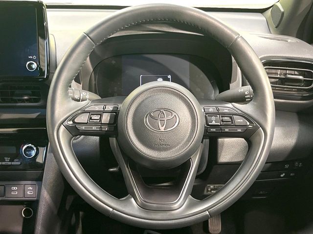 TOYOTA YARIS CROSS HYBRID 2025