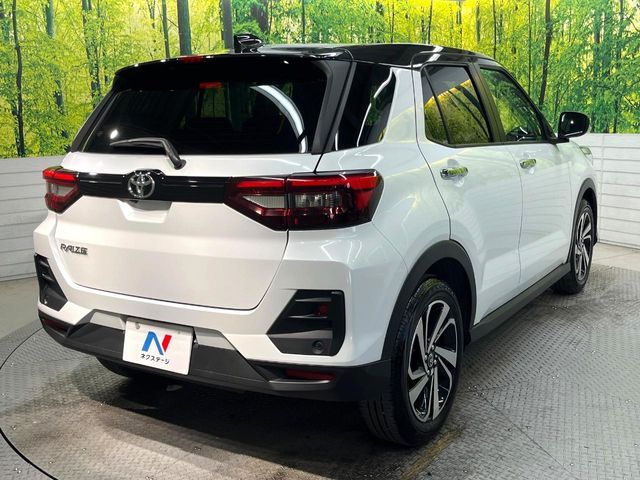 TOYOTA RAIZE 2025
