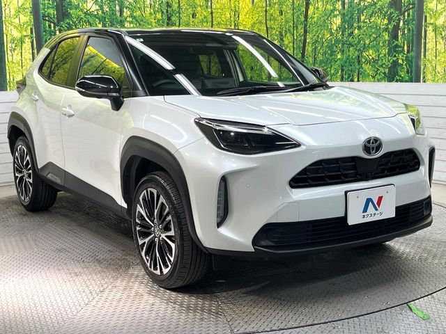 TOYOTA YARIS CROSS HYBRID 2025
