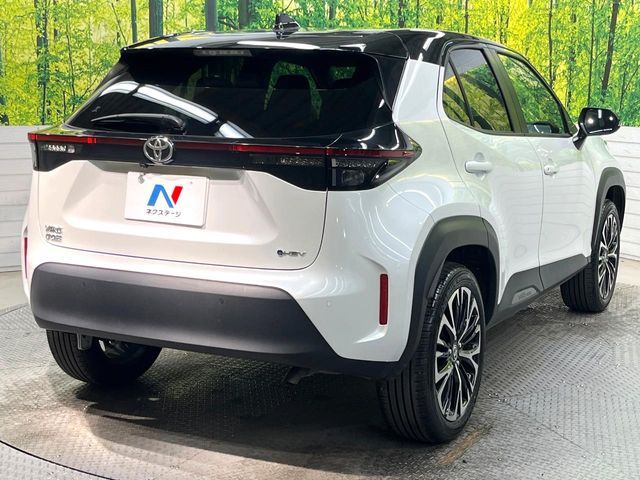 TOYOTA YARIS CROSS HYBRID 2025