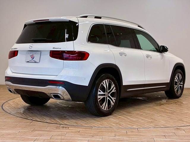 MERCEDES BENZ MERCEDES BENZ GLB 2024