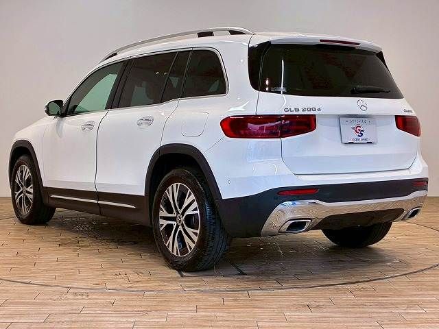 MERCEDES BENZ MERCEDES BENZ GLB 2024