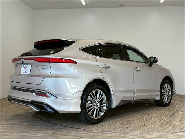 TOYOTA HARRIER HYBRID 2024