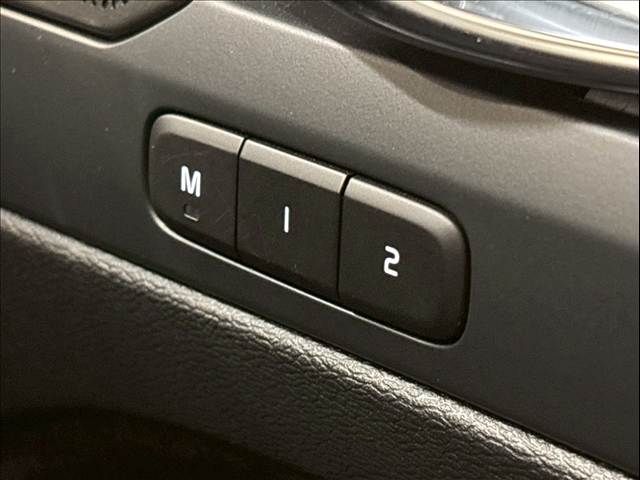 VOLVO VOLVO XC40 2023