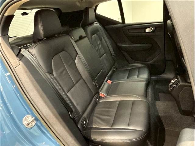 VOLVO VOLVO XC40 2023