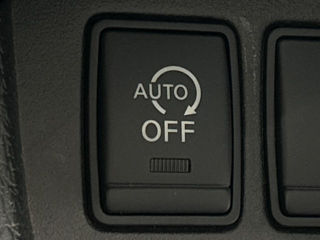 NISSAN SERENA  WG 4WD 2014