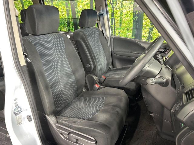 NISSAN SERENA  WG 4WD 2014