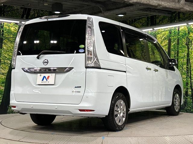 NISSAN SERENA  WG 4WD 2014