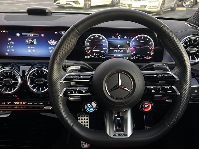 MERCEDES BENZ MERCEDES AMG Aclass sedan 2023