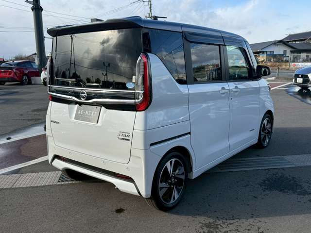 NISSAN ROOX 2021