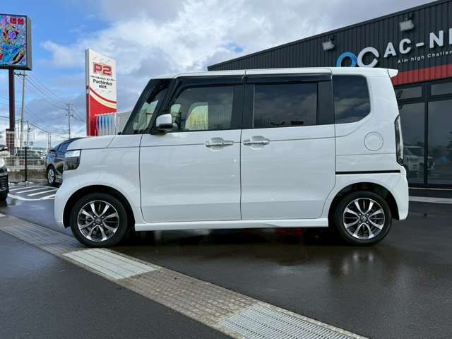 HONDA N BOX CUSTOM 2024