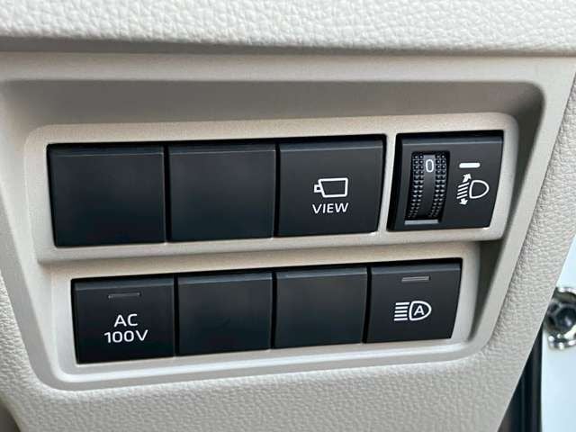 TOYOTA YARIS HYBRID 2021