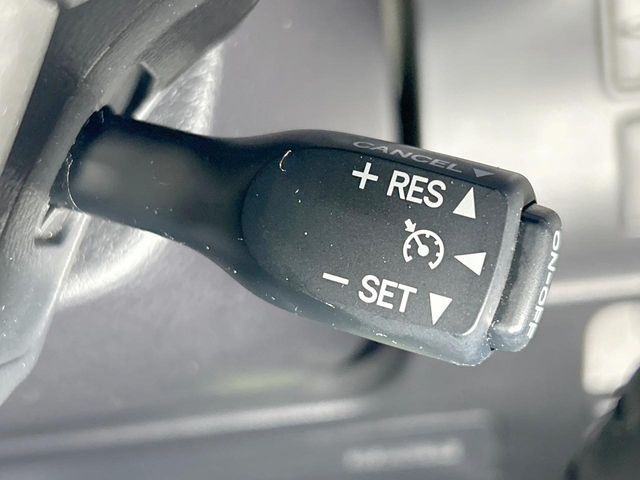 TOYOTA NOAH HYBRID 2020