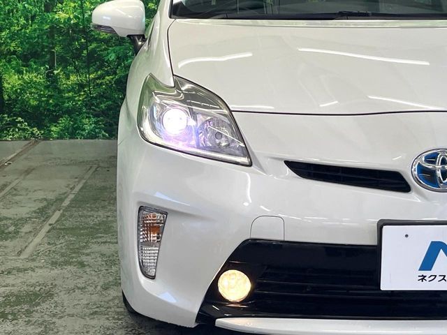 TOYOTA PRIUS 2013