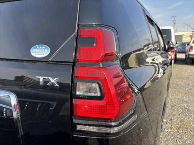 TOYOTA LANDCRUISER PRADO 2019