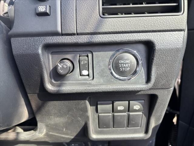 TOYOTA LANDCRUISER PRADO 2019