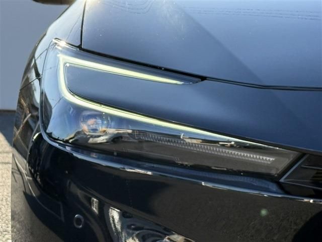 TOYOTA PRIUS PHV 2023