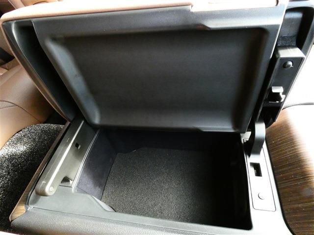 TOYOTA CROWN sedan hybrid 2023