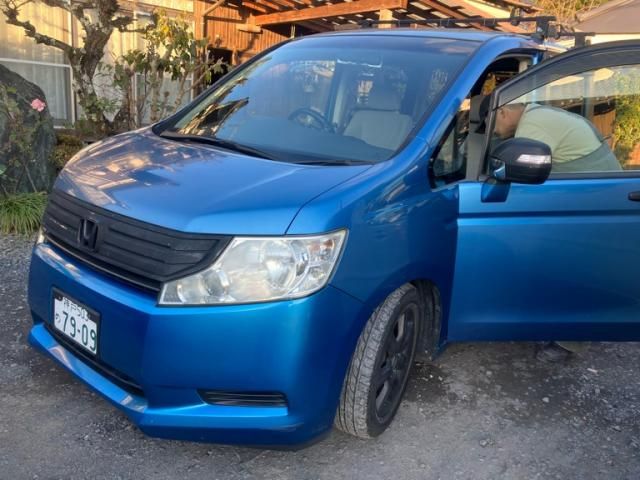 HONDA STEPWAGON 2012 