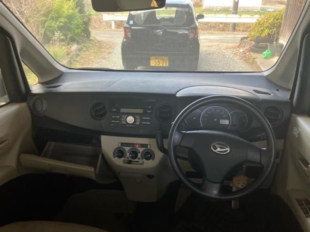 DAIHATSU TANTO Exe 2011