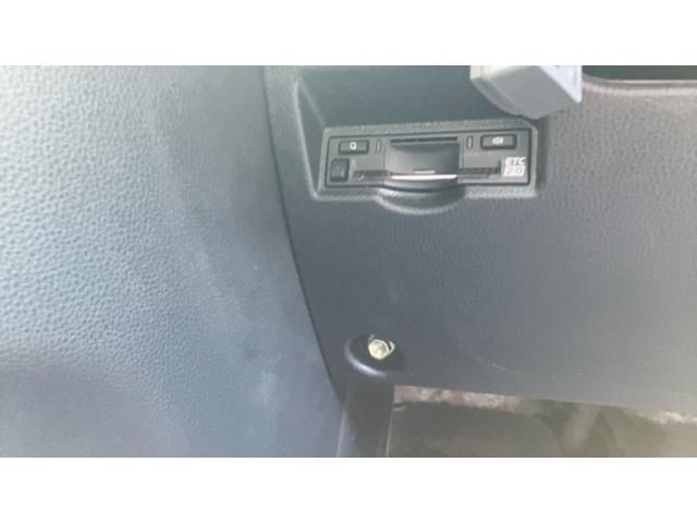 TOYOTA VOXY HYBRID 2022