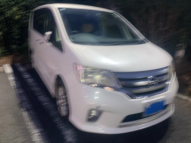 NISSAN SERENA  S-HYBRID 2013