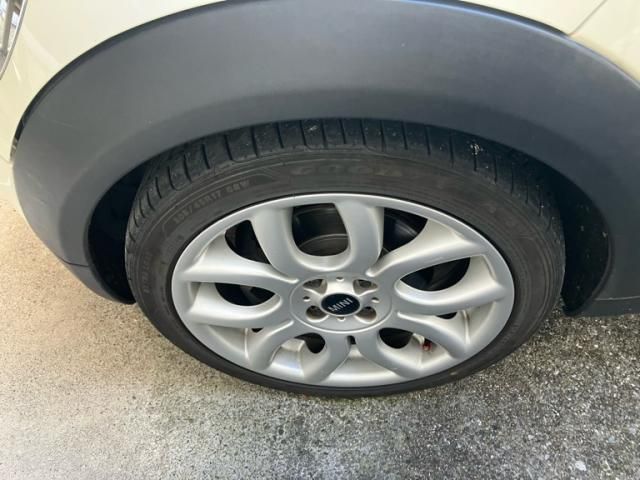 BMW BMW MINI COOPER CLUBMAN 2010