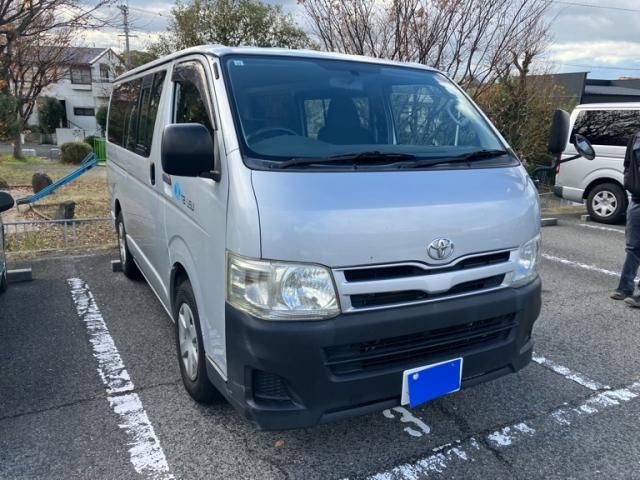 TOYOTA HIACE van 2WD 2011