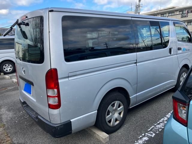 TOYOTA HIACE van 2WD 2011