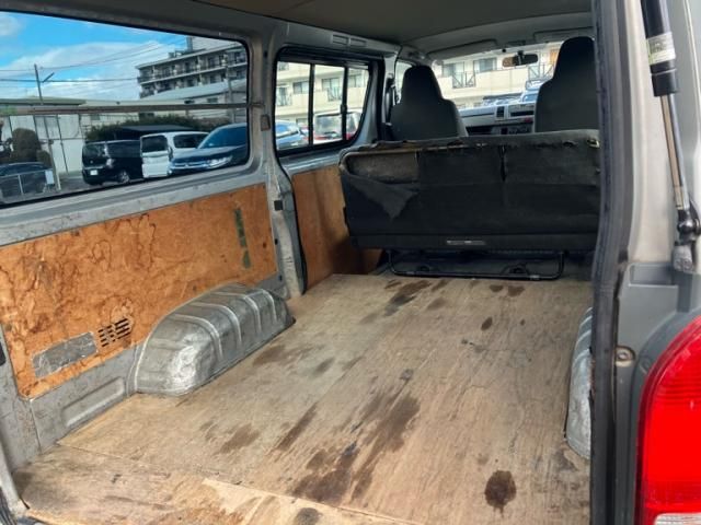 TOYOTA HIACE van 2WD 2011