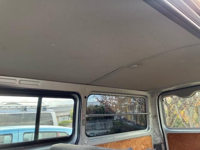 TOYOTA HIACE van 2WD 2011