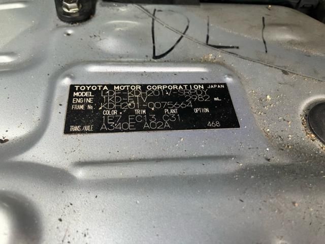 TOYOTA HIACE van 2WD 2011